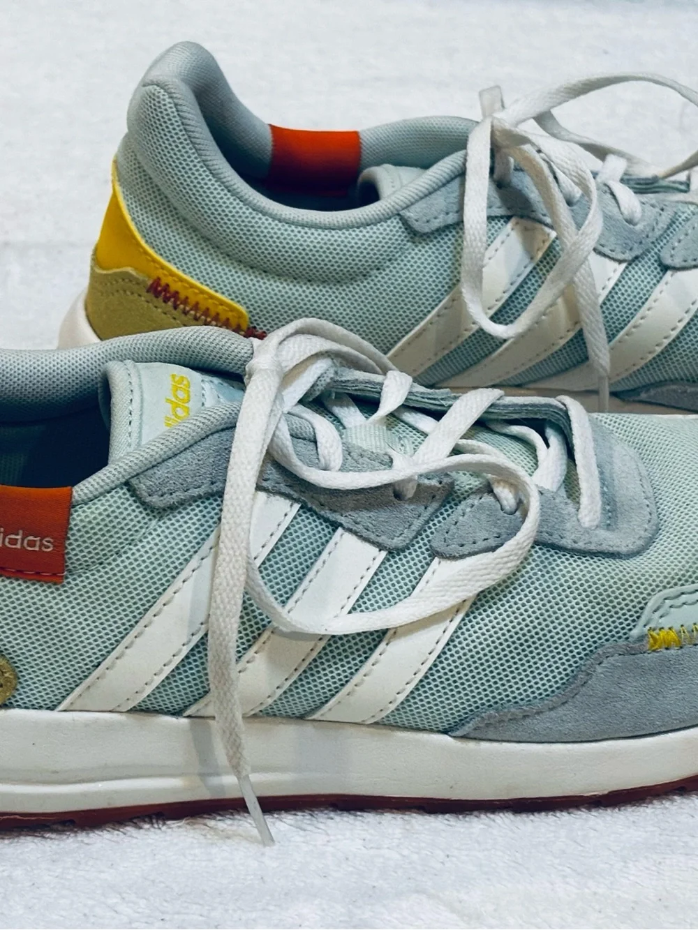 adidas light mint
